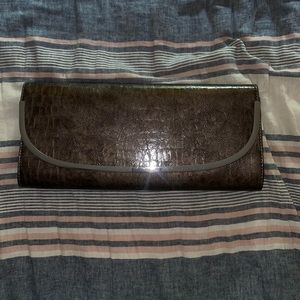 Brown Snake Clutch